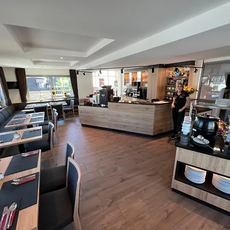 ゲストハウス Gaestehaus Fuchshof